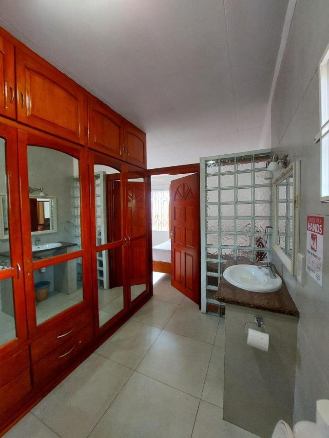 Beau Vallon Villa Self Catering With Pool Beau Vallon (Mahe) Exterior foto