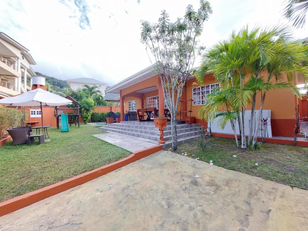 Beau Vallon Villa Self Catering With Pool Beau Vallon (Mahe) Exterior foto
